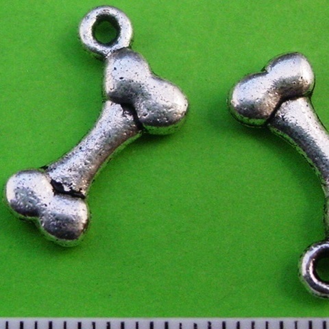 Kleiner Knochen - Hundeknochen  Metallanhänger