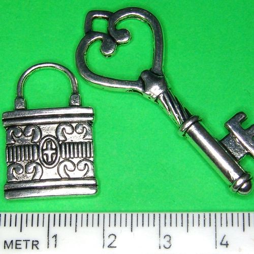 Schlüssel - Schloss 2tlg Set große Metallanhänger